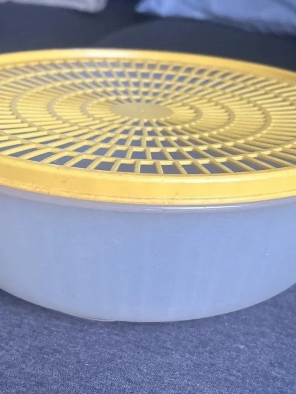 Colander Veggie Washer Vintage Tupperware 1835-4 Strainer Bowl With Lid